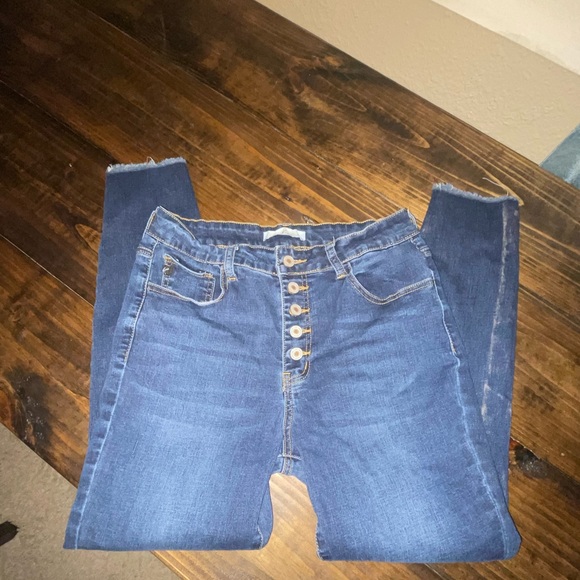 KanCan Jeans - Picture 2 of 5